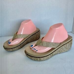 Volatile Island Natural Woven Tan Platform Wedge  Thong Flip-Flop Sandals 10